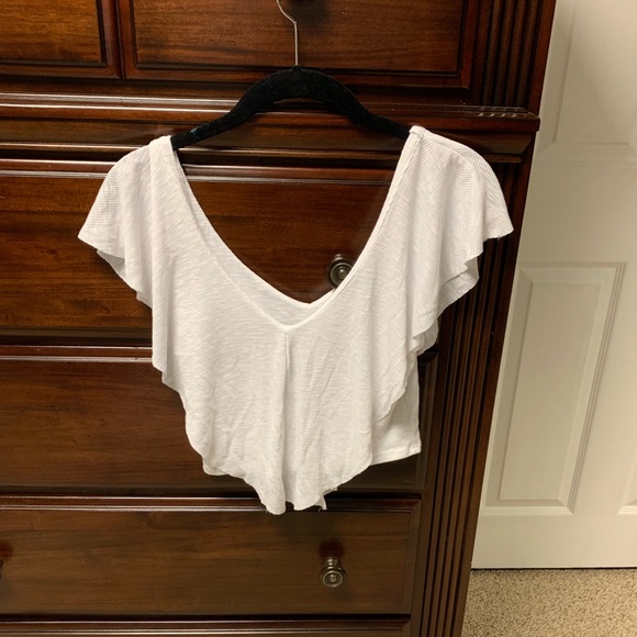 CHARLOTTE RUSSE CROP TOP ✨ NWOT - Picture 2 of 3